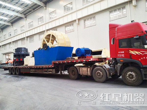 紅星發往湖南的洗砂機、破碎機等設備